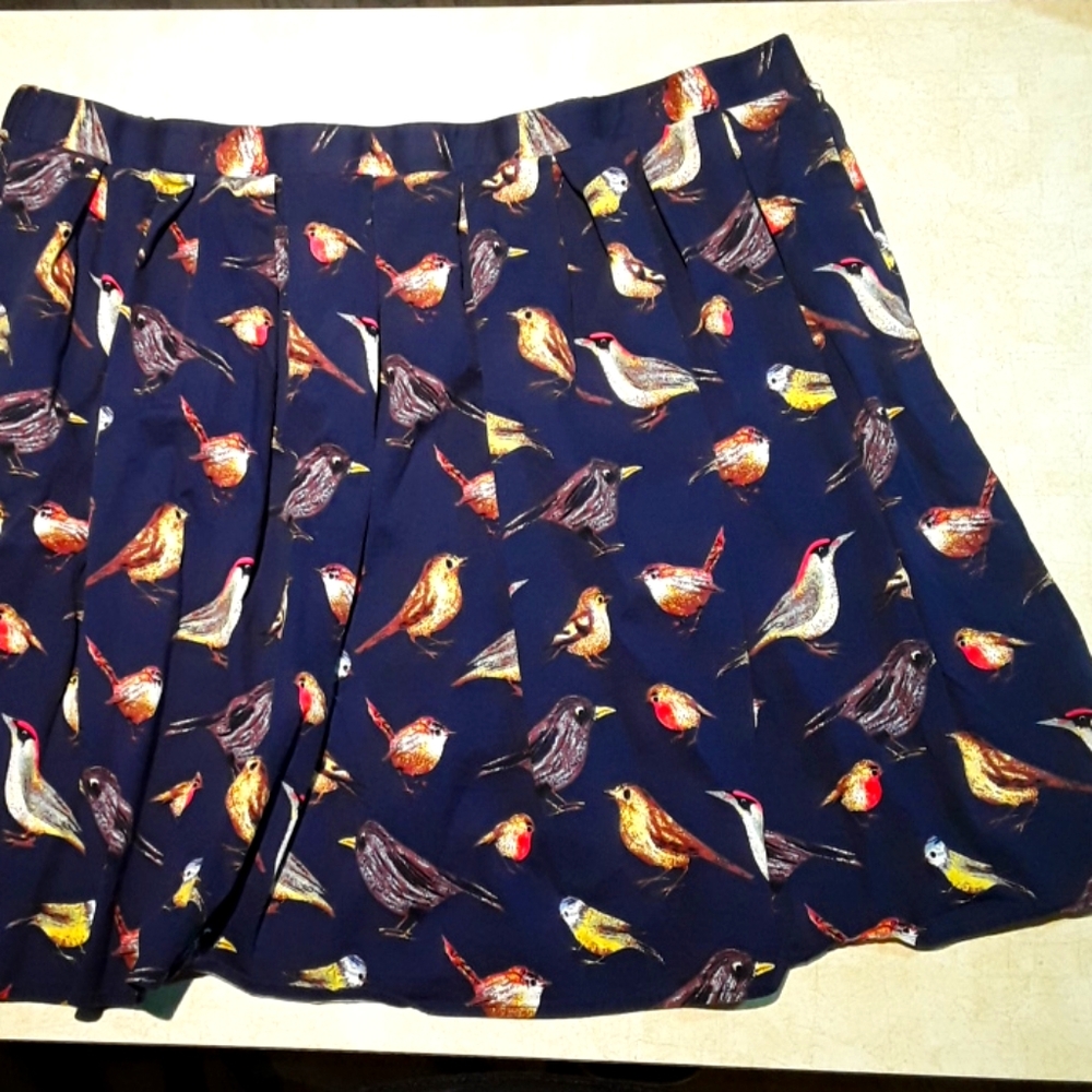 Bird patterned skirt